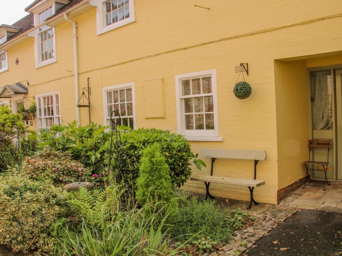 Апартаменты 138C Old Star & Garter Mews Лудлоу Экстерьер фото
