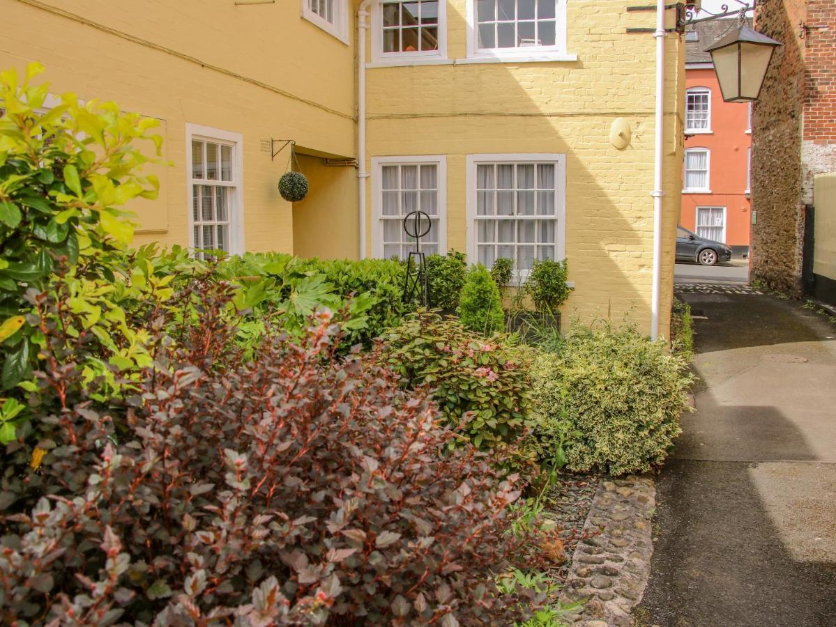 Апартаменты 138C Old Star & Garter Mews Лудлоу Экстерьер фото