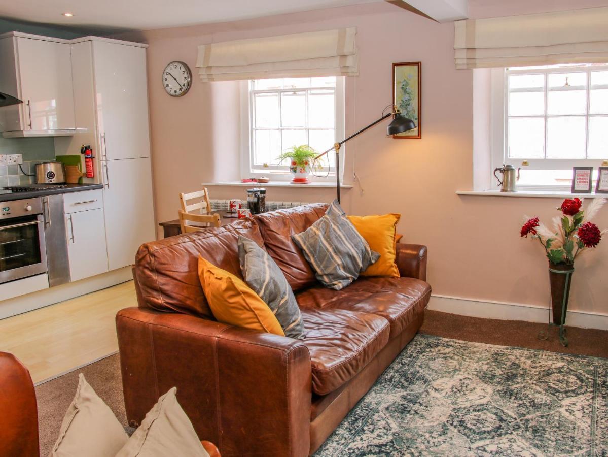 Апартаменты 138C Old Star & Garter Mews Лудлоу Экстерьер фото