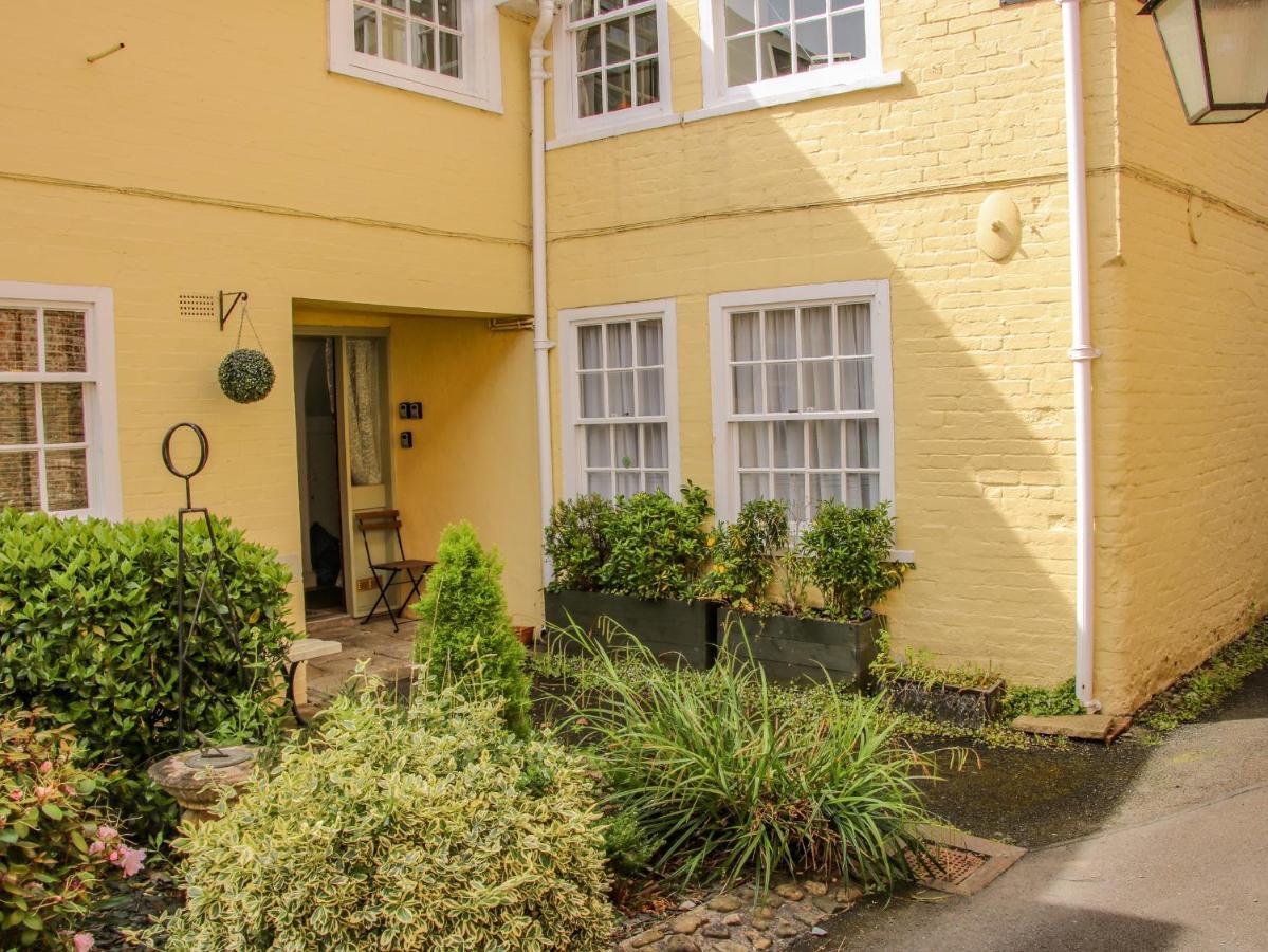 Апартаменты 138C Old Star & Garter Mews Лудлоу Экстерьер фото